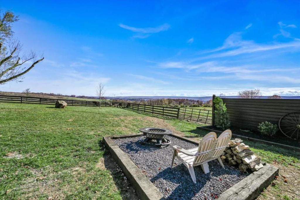 Paceful & Stylish Rural Retreat Apartment